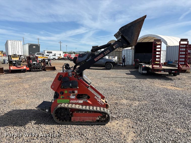 image for item EC8298 2017 MorBark Boxer 320 compact utility loader