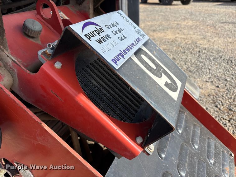 image for item EC8298 2017 MorBark Boxer 320 compact utility loader