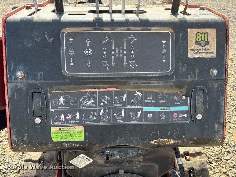 image for item EC8298 2017 MorBark Boxer 320 compact utility loader