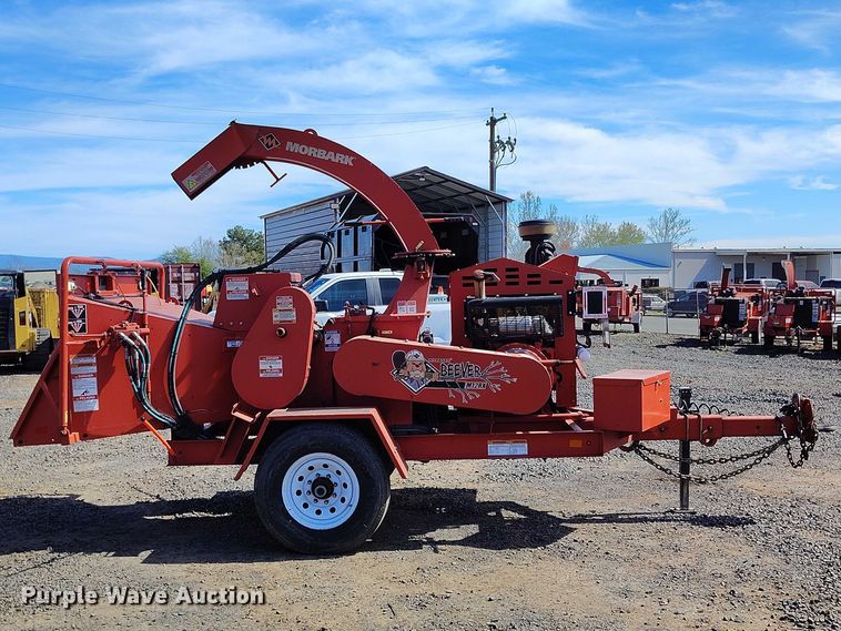 image for item EC8299 2018 Morbark Beever M12RX wood chipper