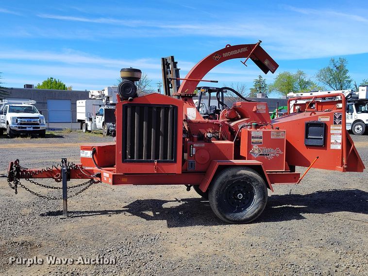 image for item EC8299 2018 Morbark Beever M12RX wood chipper