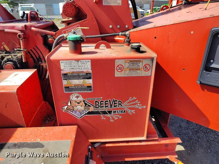 image for item EC8299 2018 Morbark Beever M12RX wood chipper