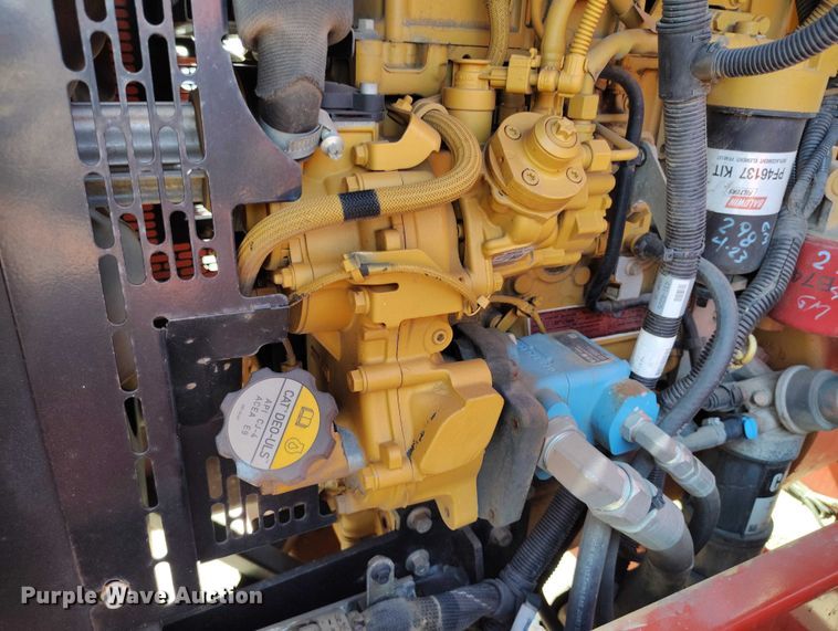 image for item EC8299 2018 Morbark Beever M12RX wood chipper