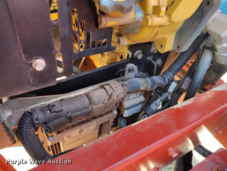 image for item EC8299 2018 Morbark Beever M12RX wood chipper