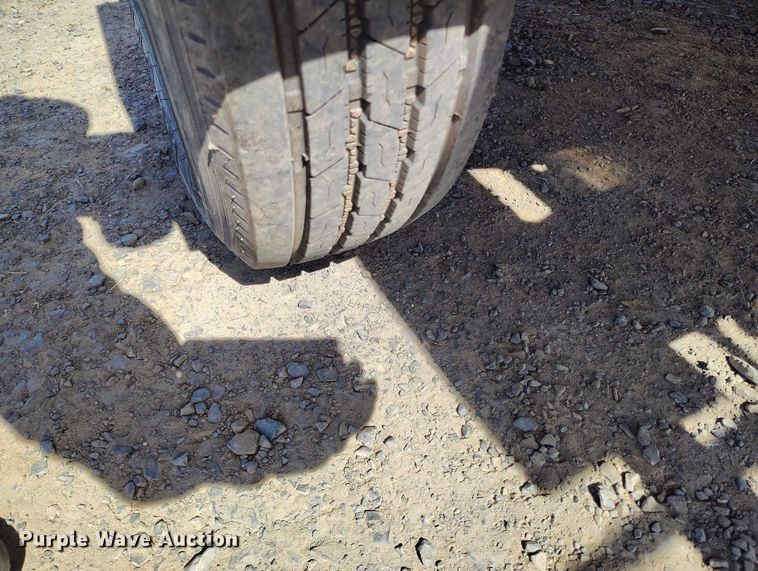 image for item EC8299 2018 Morbark Beever M12RX wood chipper