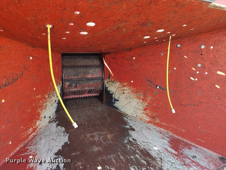 image for item EC8300 2020 Morbark Eeger Beever 1215 wood chipper