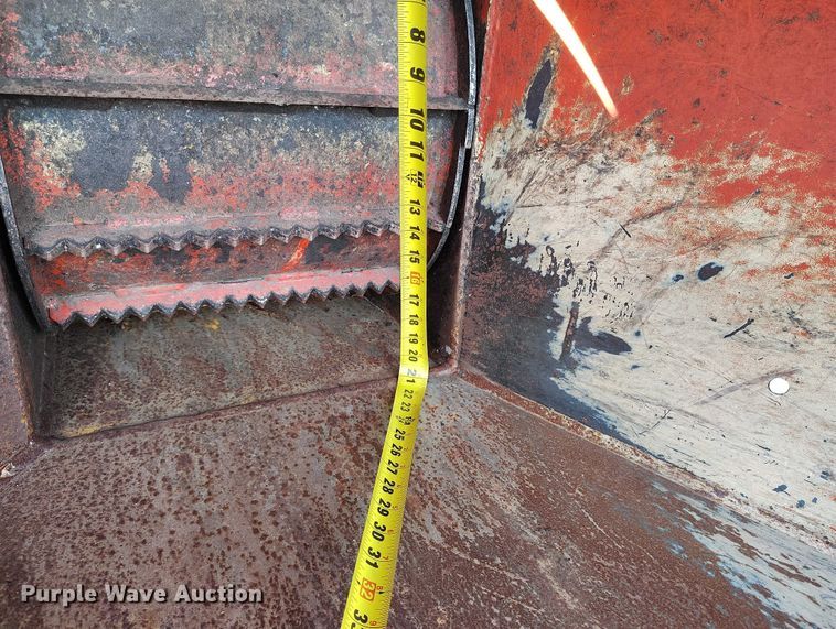 image for item EC8300 2020 Morbark Eeger Beever 1215 wood chipper