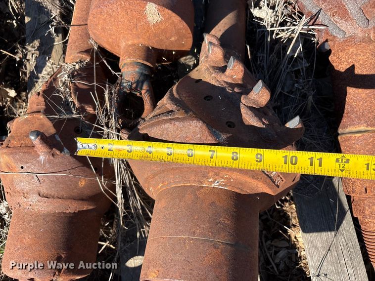 image for item EC8303 2016 Vermeer D23X30 directional boring unit