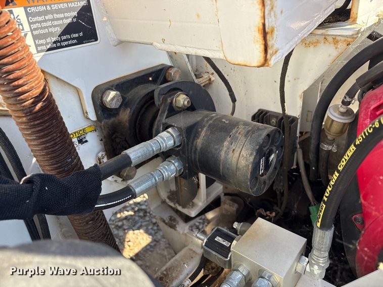 image for item EC8305 2016 Altec DSC6 wood chipper