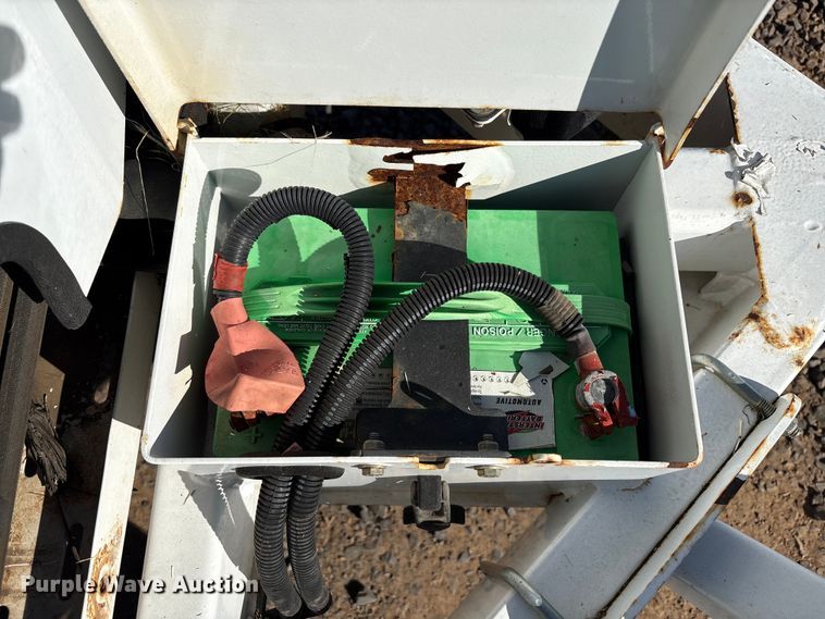 image for item EC8305 2016 Altec DSC6 wood chipper