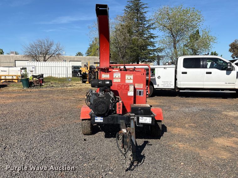 image for item EC8306 2018 MOBARK X7 wood chipper