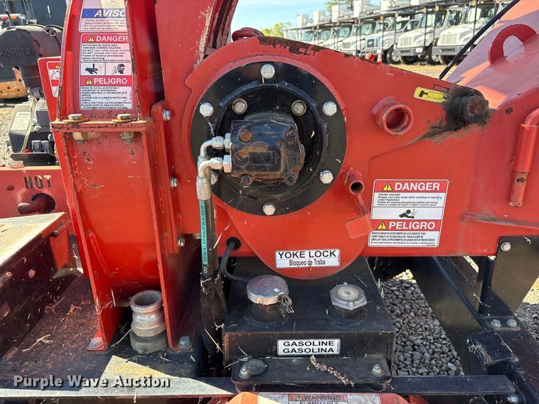 image for item EC8306 2018 MOBARK X7 wood chipper