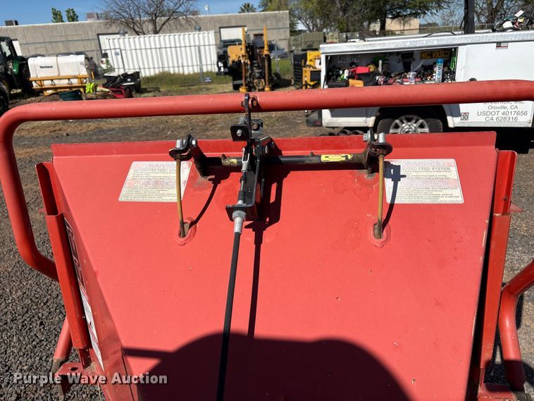 image for item EC8306 2018 MOBARK X7 wood chipper