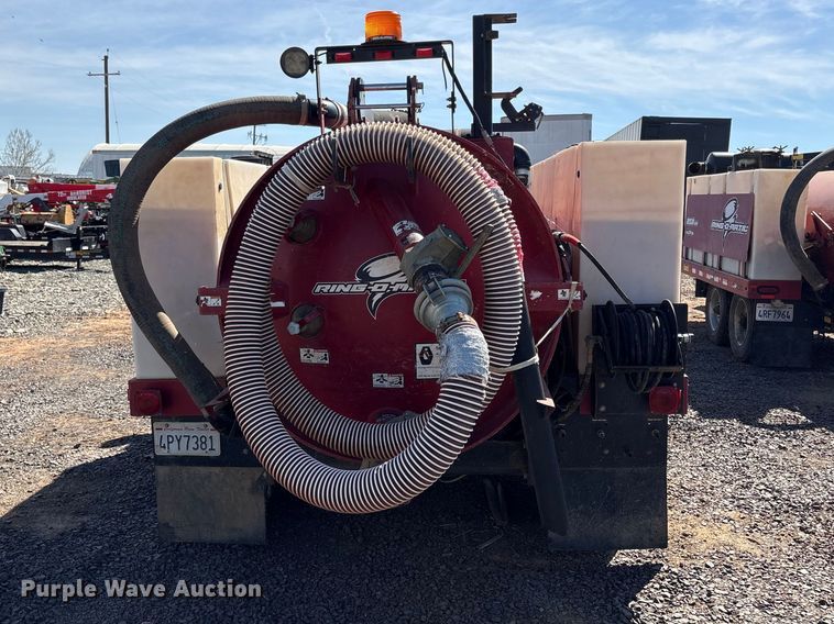 image for item EC8308 2017 Ring-O-Matic 850VH vacuum excavator