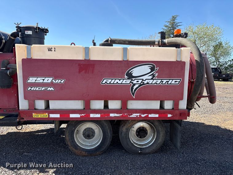 image for item EC8308 2017 Ring-O-Matic 850VH vacuum excavator