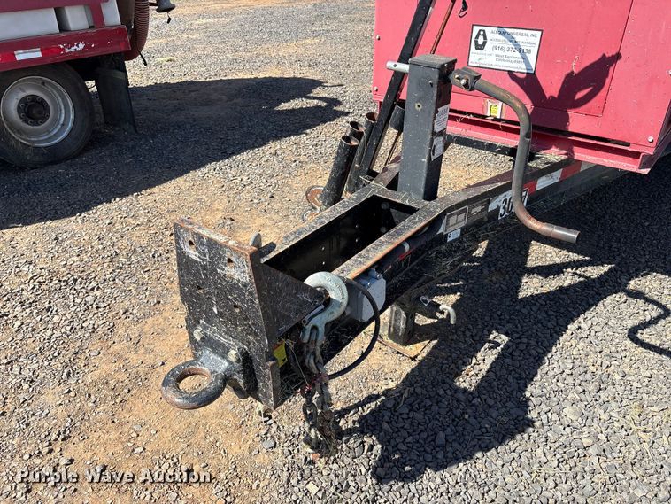 image for item EC8308 2017 Ring-O-Matic 850VH vacuum excavator