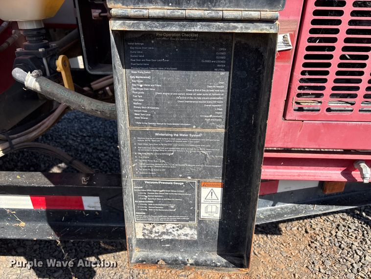 image for item EC8308 2017 Ring-O-Matic 850VH vacuum excavator