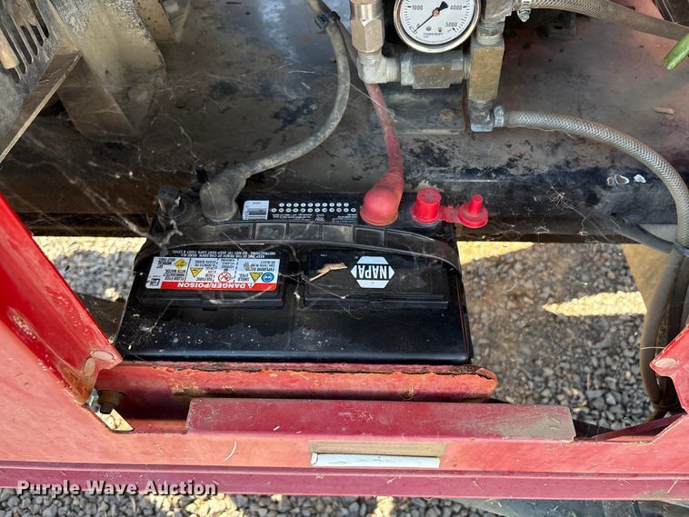 image for item EC8308 2017 Ring-O-Matic 850VH vacuum excavator