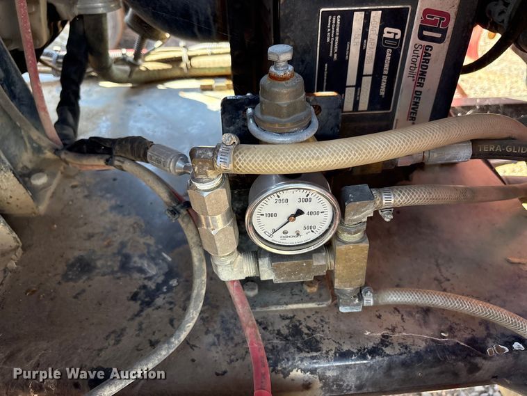 image for item EC8308 2017 Ring-O-Matic 850VH vacuum excavator