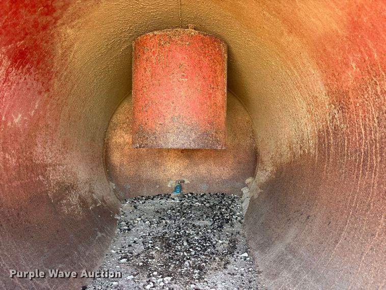 image for item EC8309 2017 Ring-O-Matic 850VH vacuum excavator