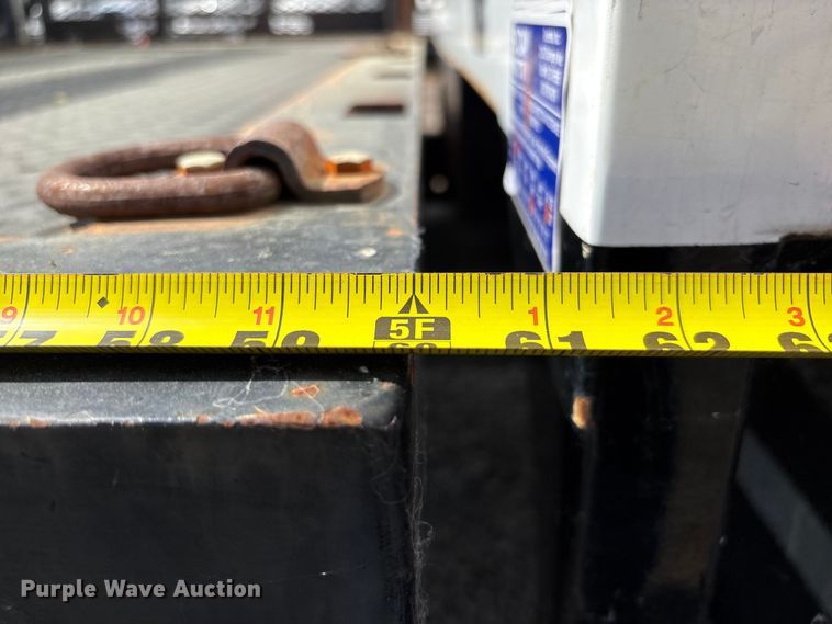 image for item EC8313 2013 Ford F650 chipper truck