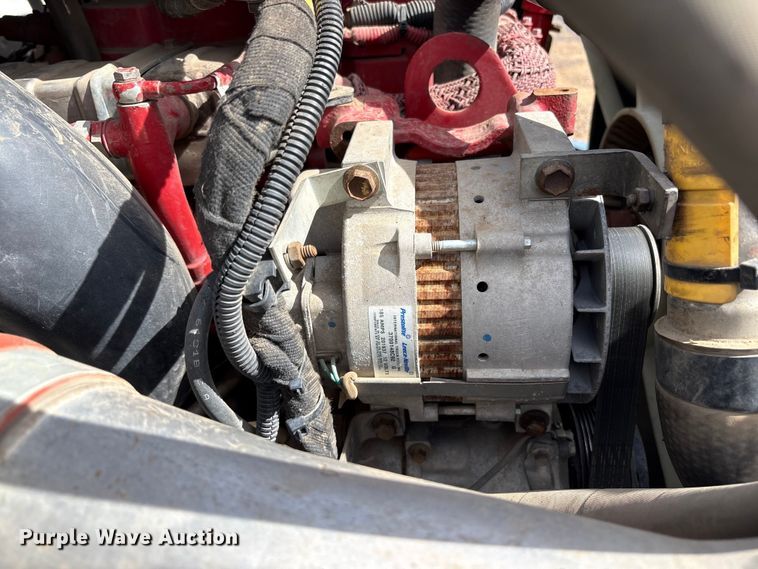 image for item EC8313 2013 Ford F650 chipper truck