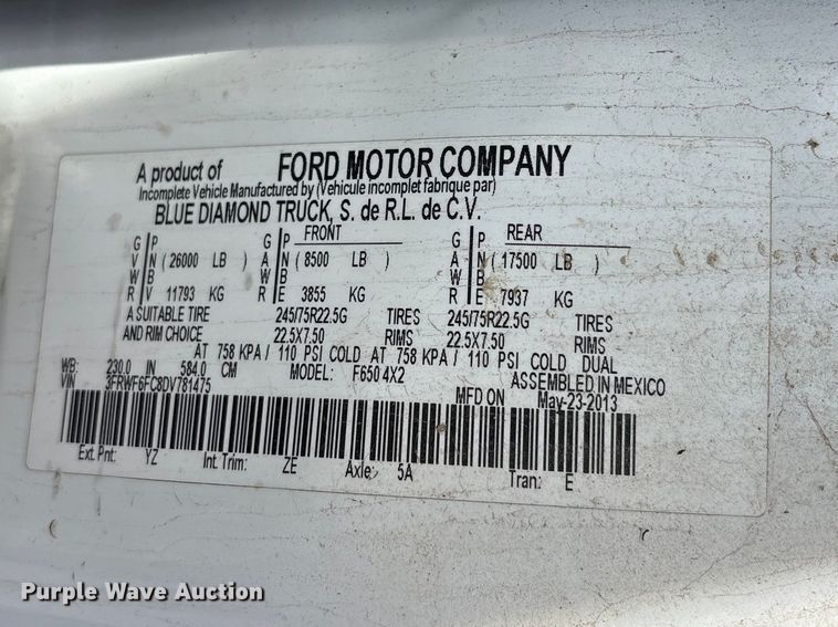 image for item EC8313 2013 Ford F650 chipper truck