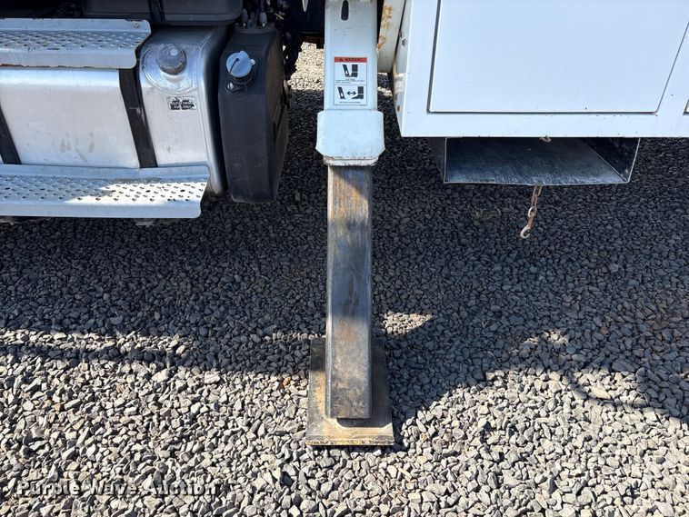 image for item EC8314 2018 Freightliner M2 forestry bucket truck