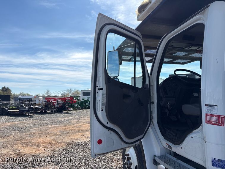 image for item EC8314 2018 Freightliner M2 forestry bucket truck