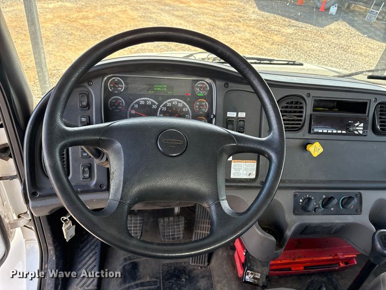 image for item EC8314 2018 Freightliner M2 forestry bucket truck