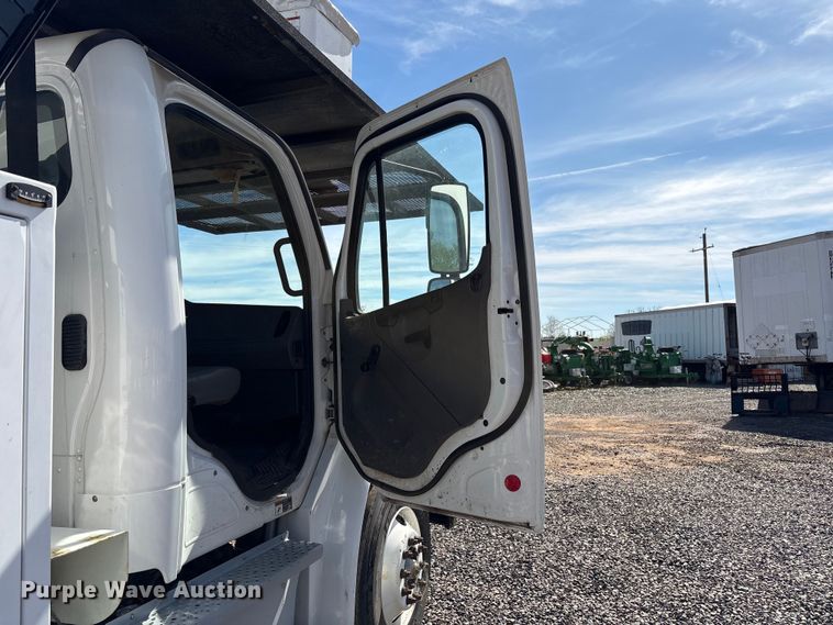 image for item EC8314 2018 Freightliner M2 forestry bucket truck