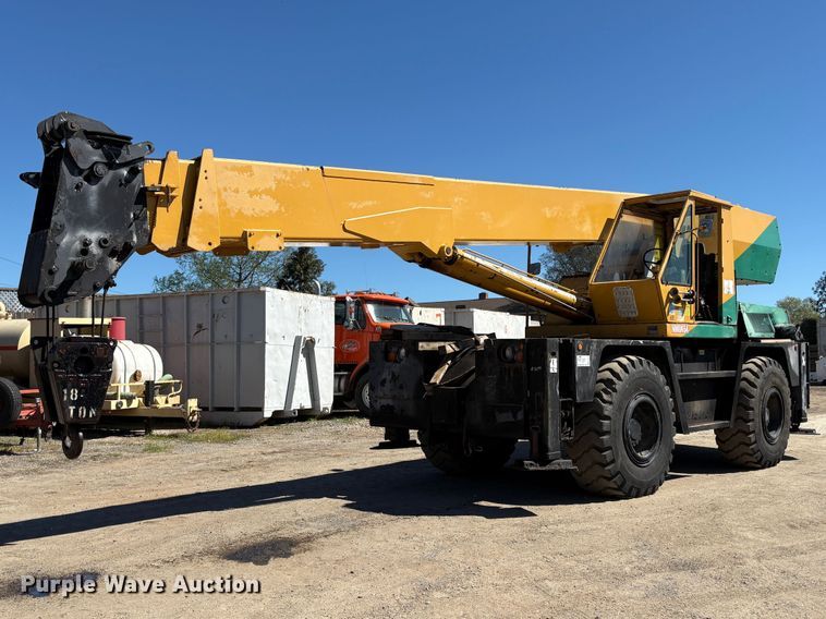 image for item EC8335 1977 Drott 1800 CC crane
