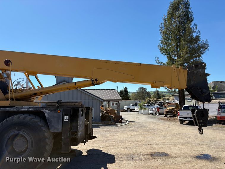 image for item EC8335 1977 Drott 1800 CC crane