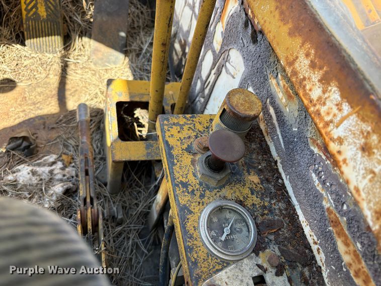 image for item EC8335 1977 Drott 1800 CC crane