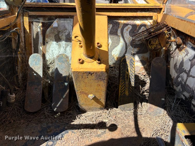 image for item EC8335 1977 Drott 1800 CC crane