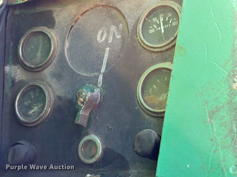 image for item EC8335 1977 Drott 1800 CC crane