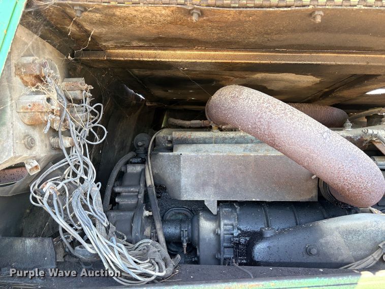 image for item EC8335 1977 Drott 1800 CC crane