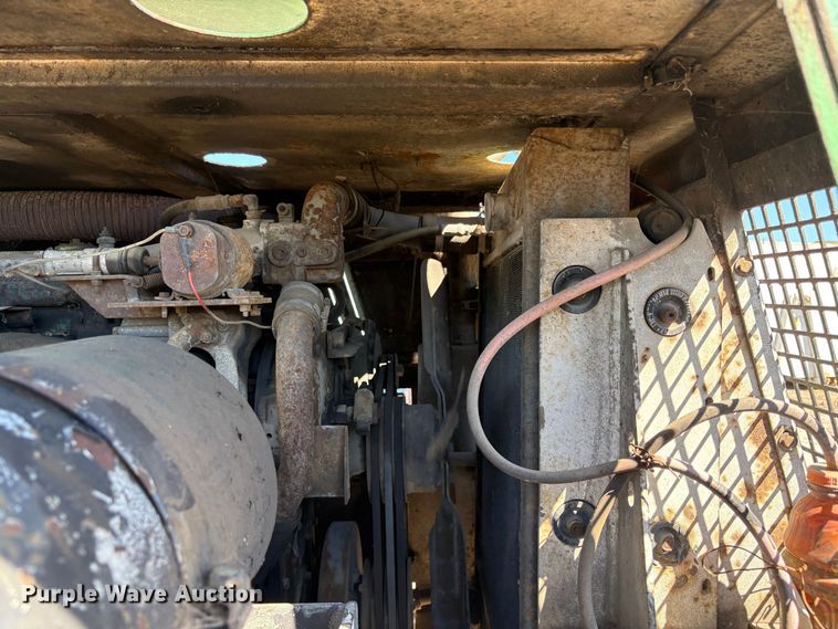 image for item EC8335 1977 Drott 1800 CC crane