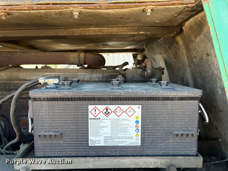 image for item EC8335 1977 Drott 1800 CC crane