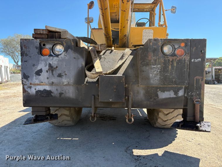 image for item EC8335 1977 Drott 1800 CC crane