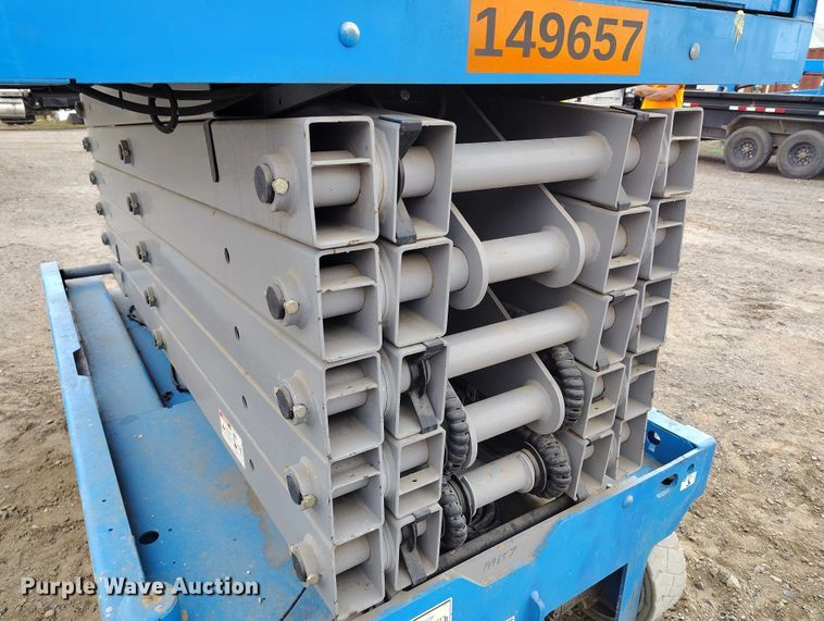 image for item EC8970 Genie GS4047 scissor lift