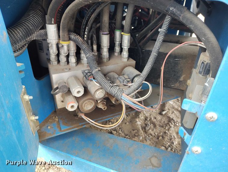 image for item EC8970 Genie GS4047 scissor lift