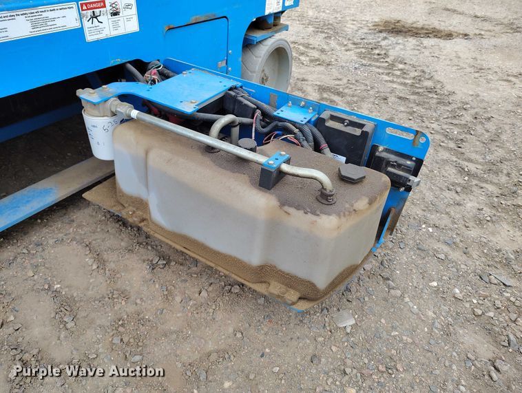 image for item EC8970 Genie GS4047 scissor lift