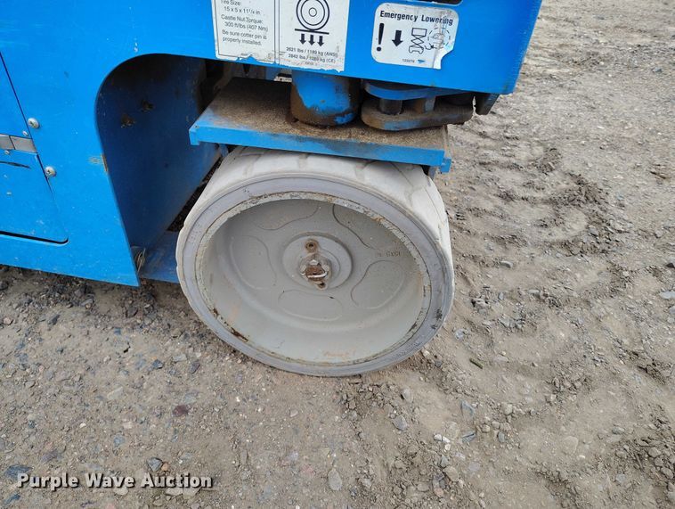 image for item EC8970 Genie GS4047 scissor lift