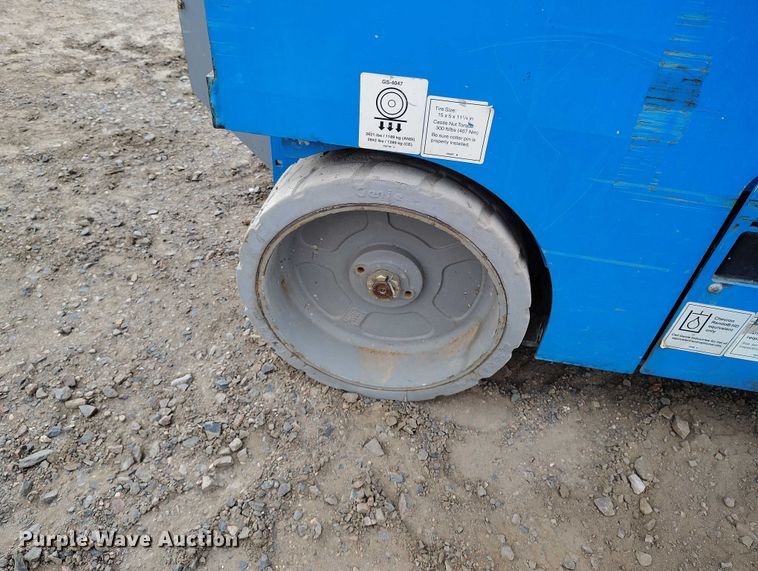 image for item EC8970 Genie GS4047 scissor lift