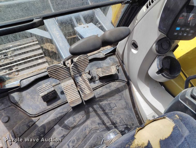 image for item EC8971 Kobelco SKS85CS-3E mini excavator