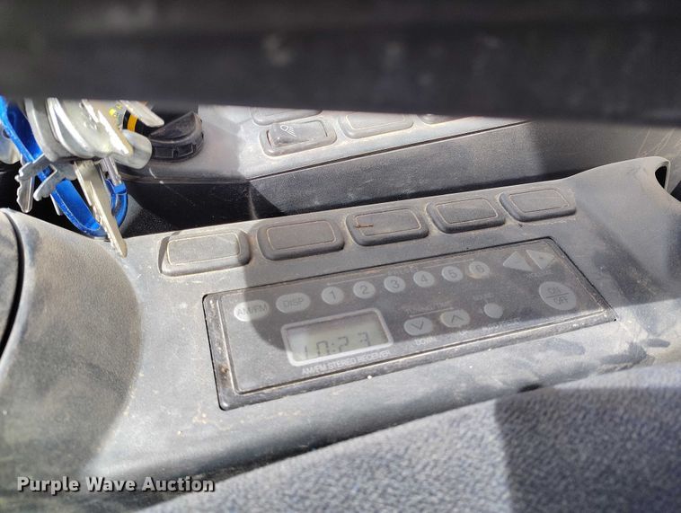 image for item EC8971 Kobelco SKS85CS-3E mini excavator