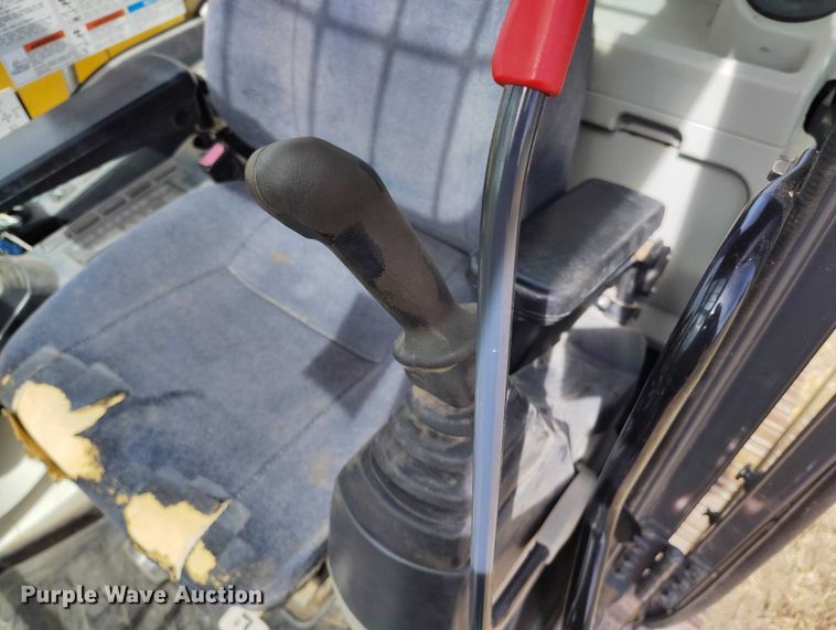 image for item EC8971 Kobelco SKS85CS-3E mini excavator