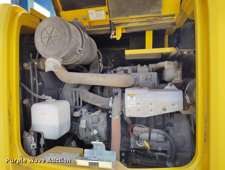 image for item EC8971 Kobelco SKS85CS-3E mini excavator