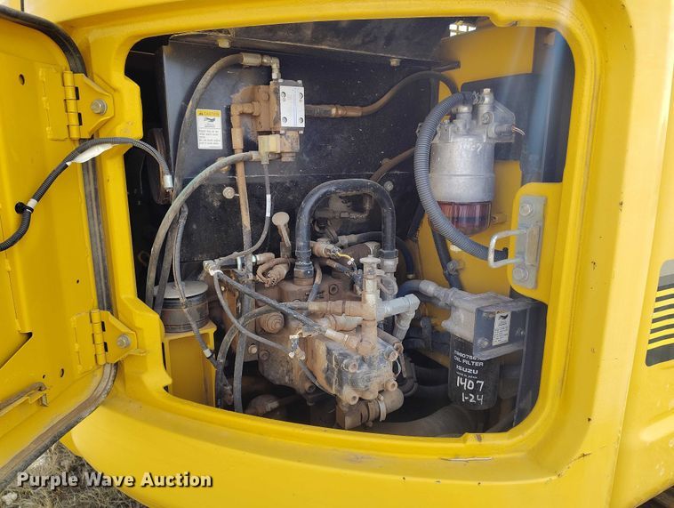 image for item EC8971 Kobelco SKS85CS-3E mini excavator